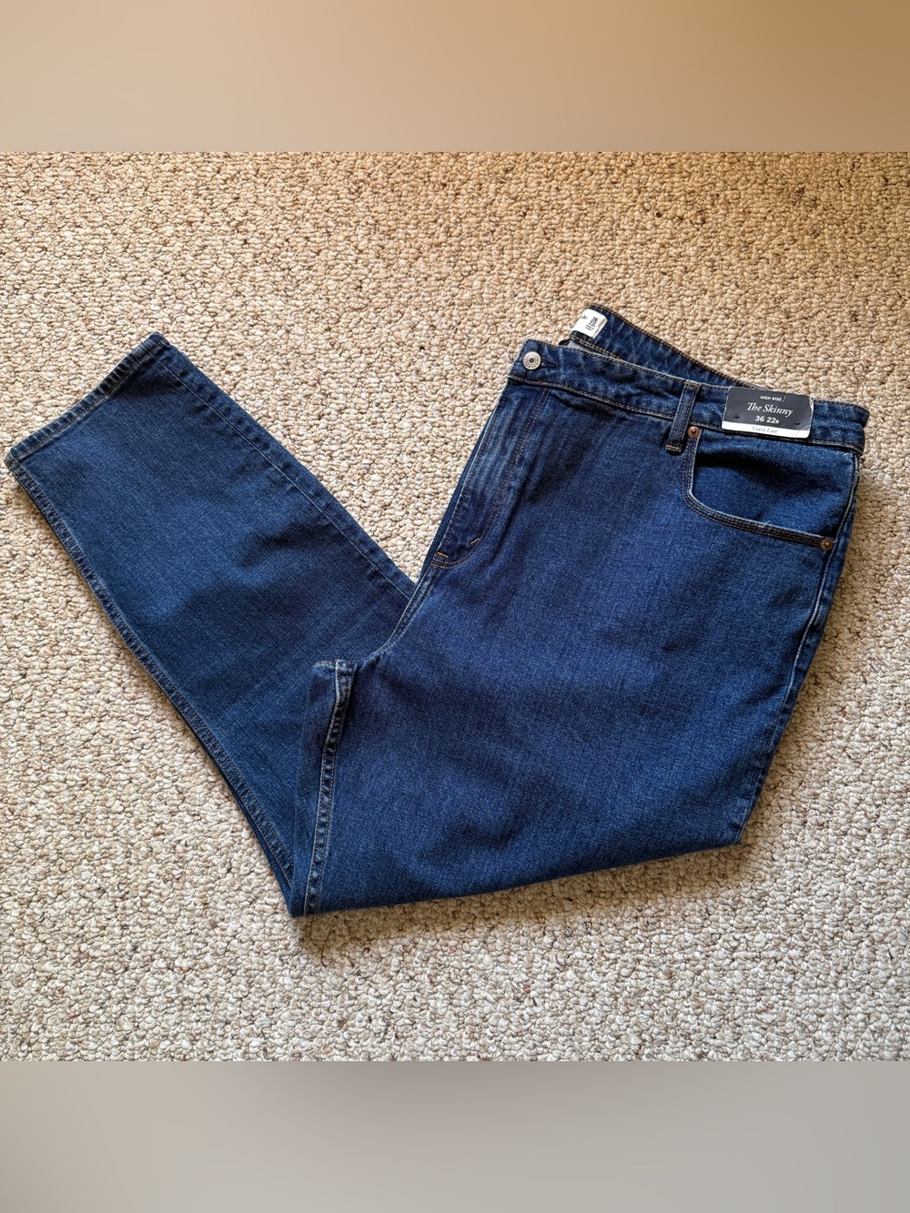 NWT Abercrombie and Fitch High Rise The Skinny Jean Size 36/22R